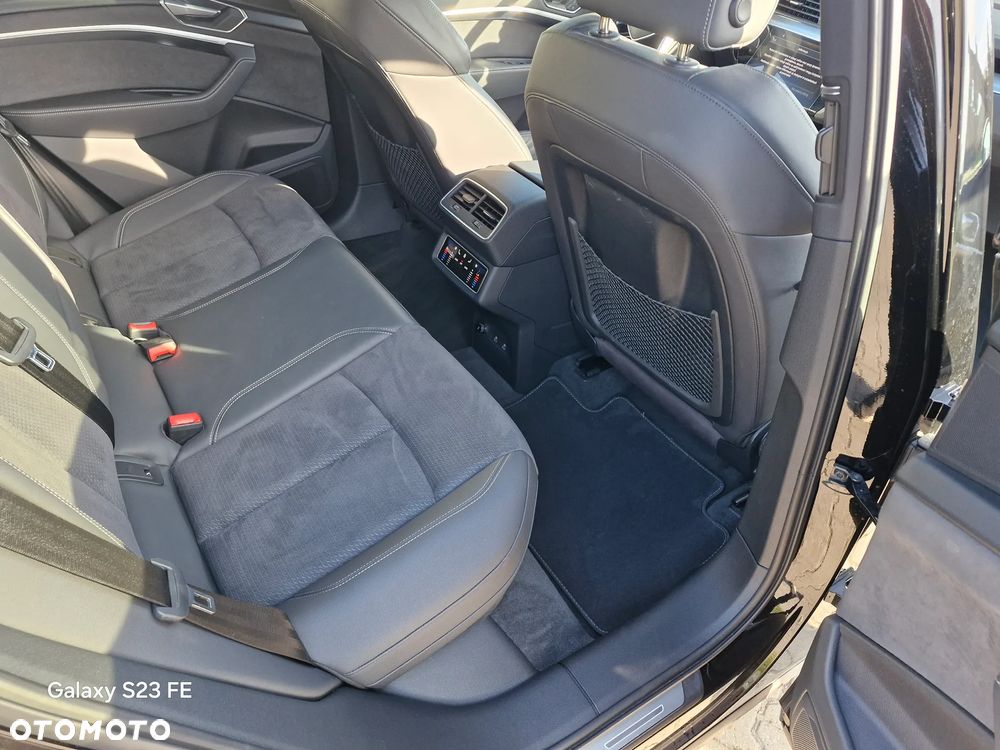 Audi e-tron Sportback 50 quattro S line - 13