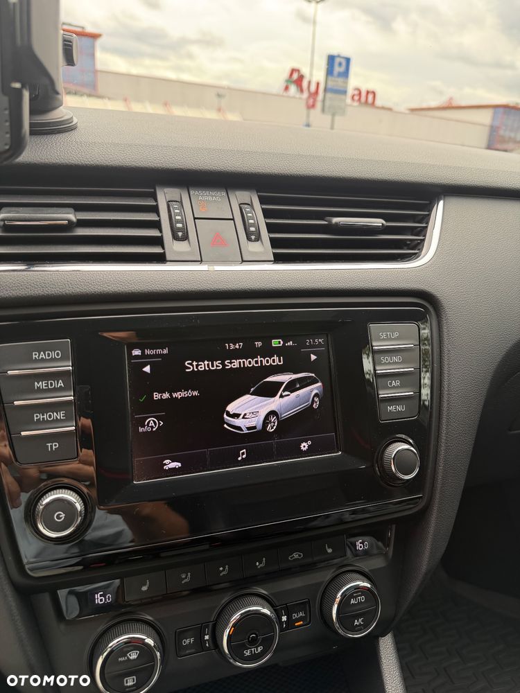 Skoda Octavia 2.0 TDI RS - 12