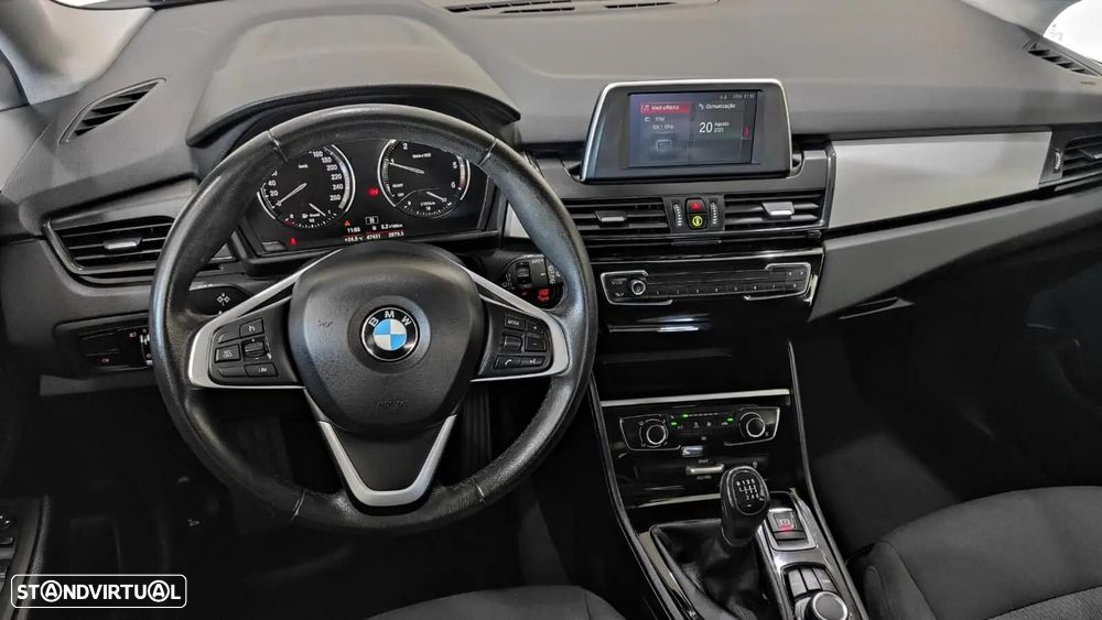 BMW 216 Active Tourer - 26