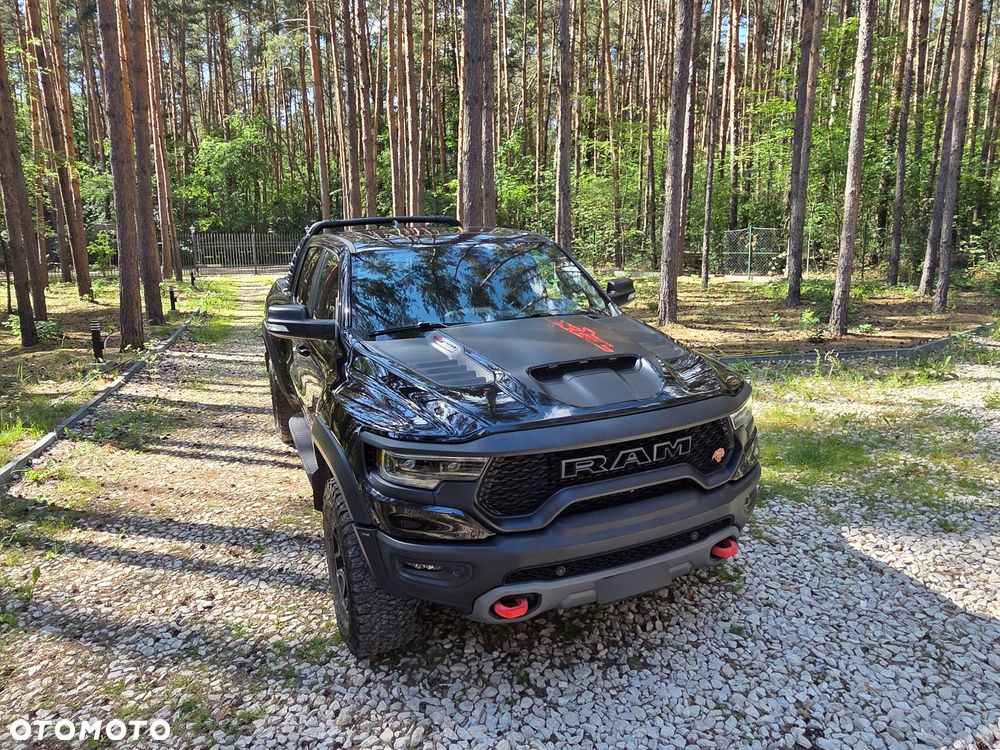 Dodge RAM TRX - 10