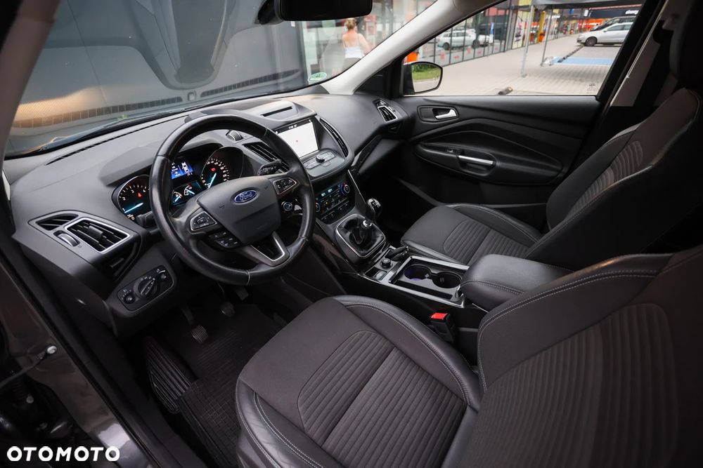 Ford Kuga 2.0 TDCi 4x4 Titanium - 5