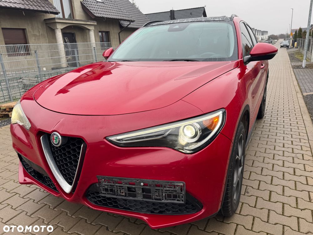 Alfa Romeo Stelvio 2.0 Turbo 16V AT8-Q4 Super - 1