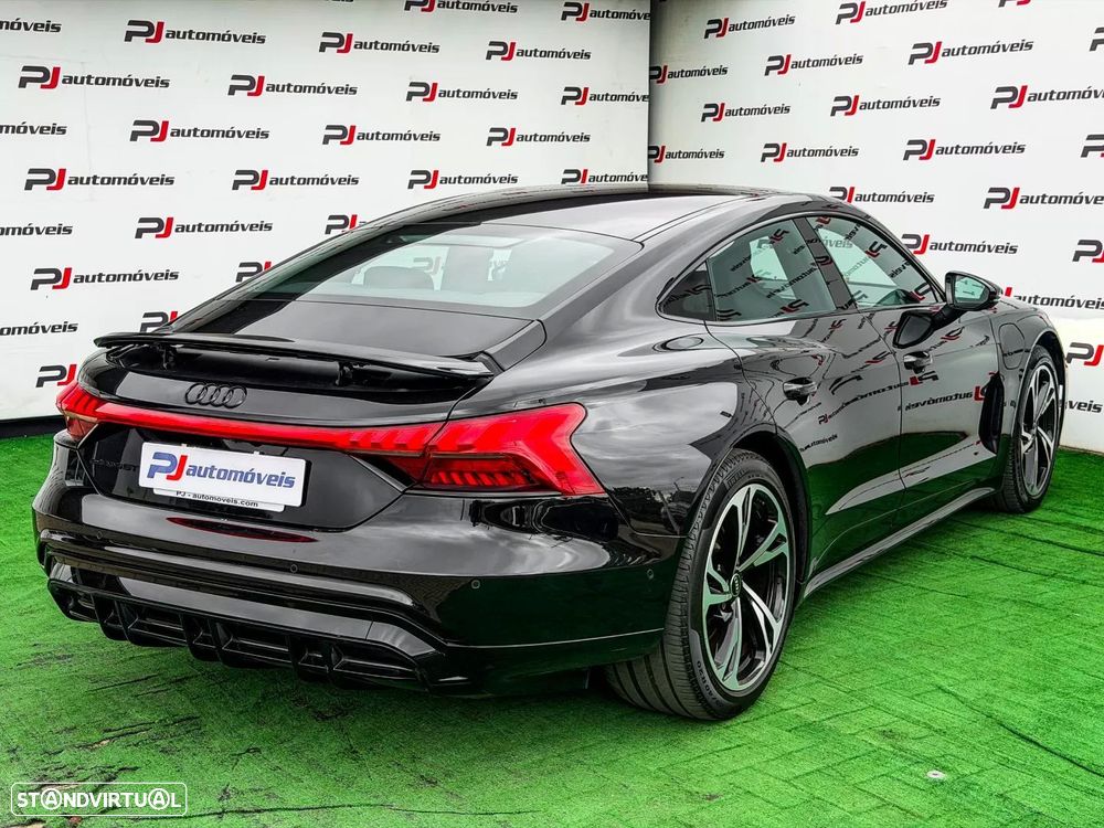 Audi e-tron GT quattro - 16