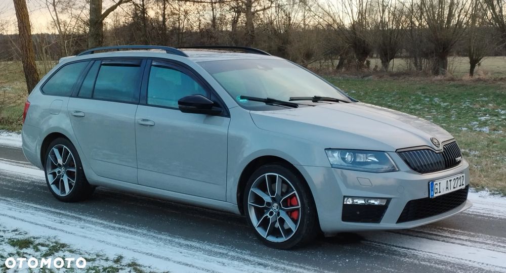 Skoda Octavia 2.0 TDI DSG RS - 11