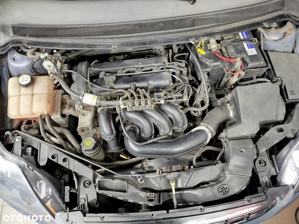 Ford Focus 1.6 Sport - 9