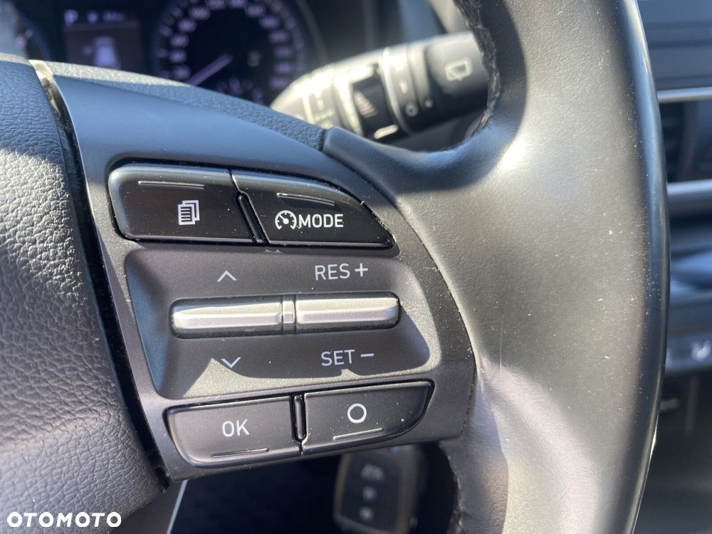 Hyundai Kona - 22