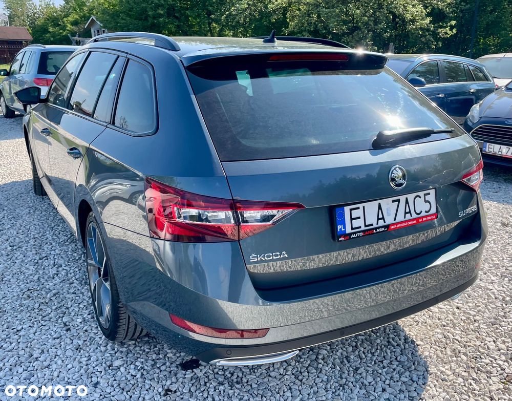 Skoda Superb 2.0 TDI DSG Sportline - 16
