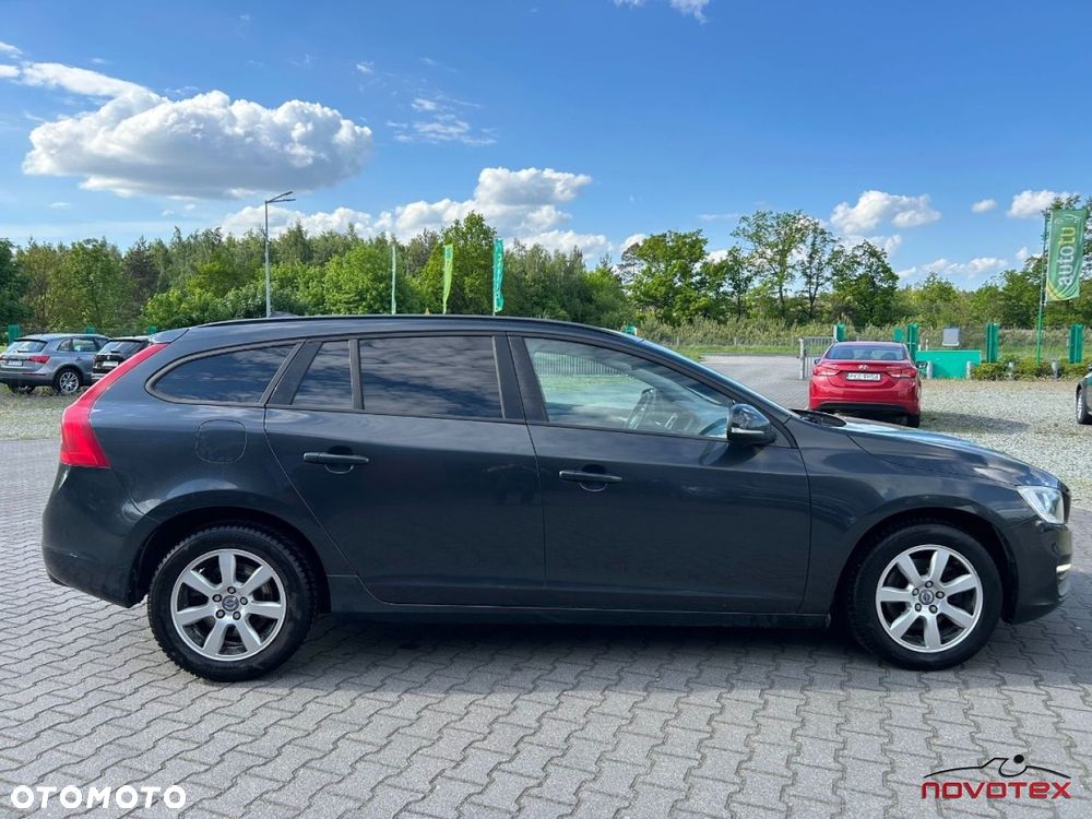 Volvo V60 D3 Kinetic - 5
