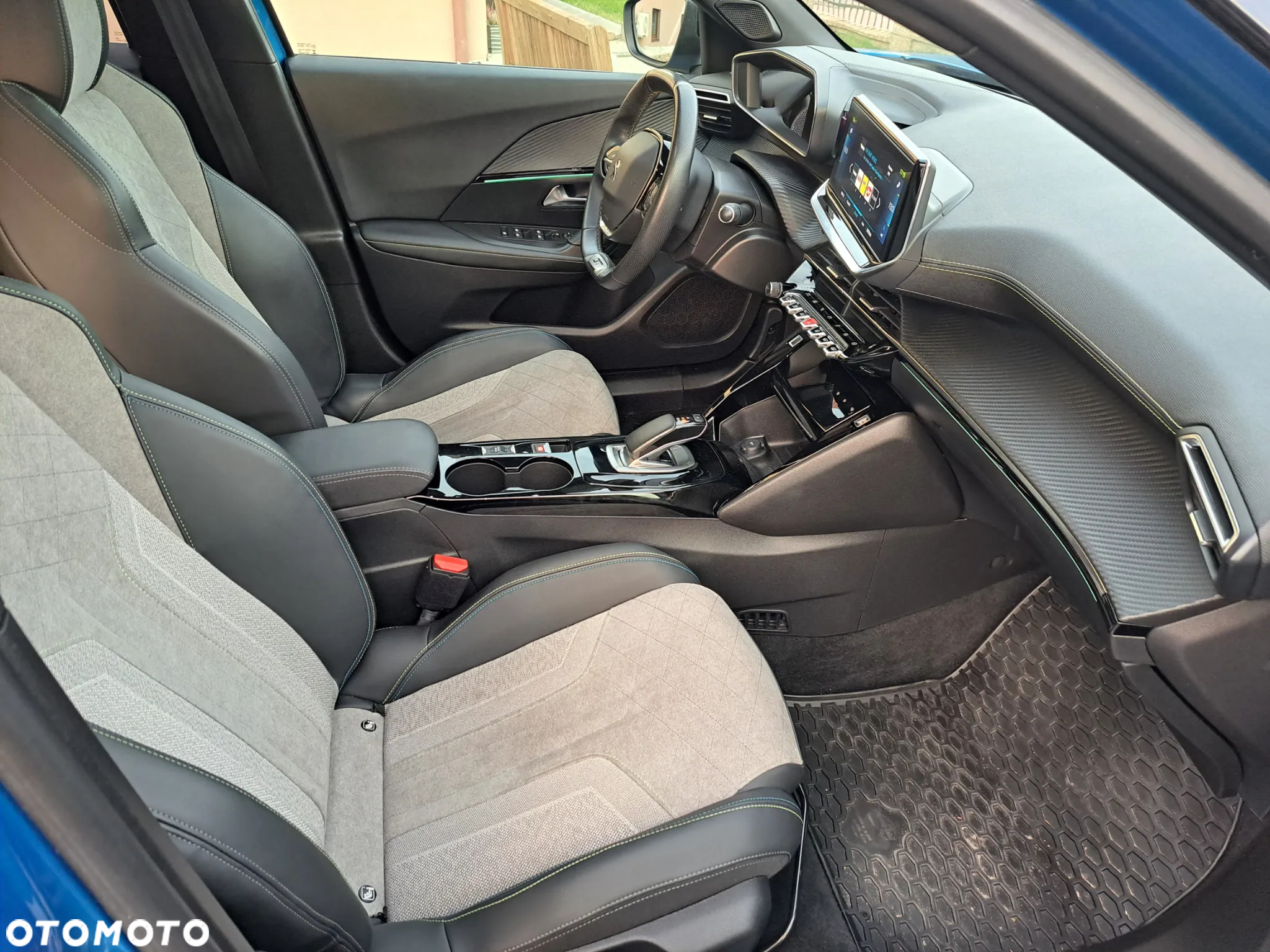 Peugeot 2008 e-2008 GT - 18