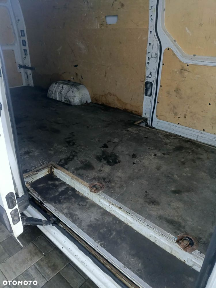 Opel movano - 9