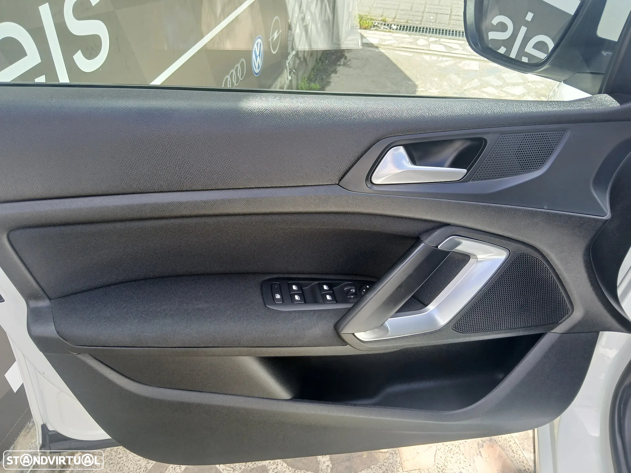 Peugeot 308 SW 1.5 BlueHDi Style - 30