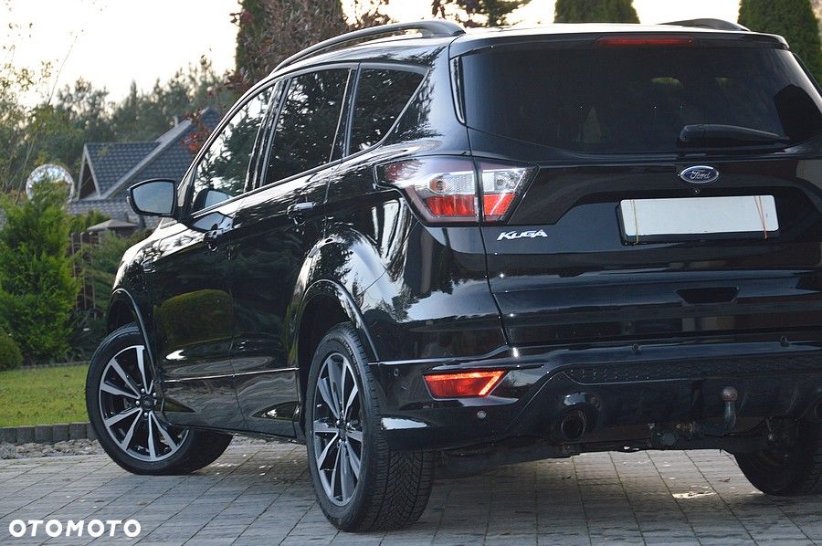 Ford Kuga 1.5 EcoBoost 2x4 Black & Silver - 19