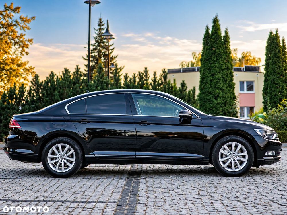 Volkswagen Passat 1.5 TSI OPF DSG Comfortline - 4