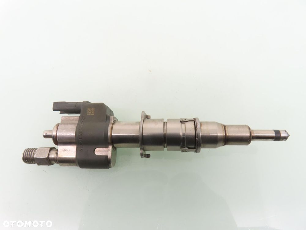 WTRYSKIWACZ BMW E87 118 N43B20A 7589048 - 2