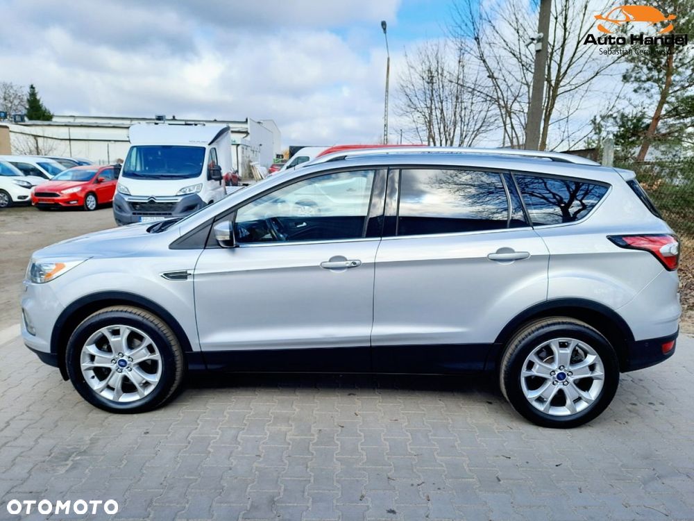 Ford Kuga 1.5 EcoBoost 2x4 Titanium - 11