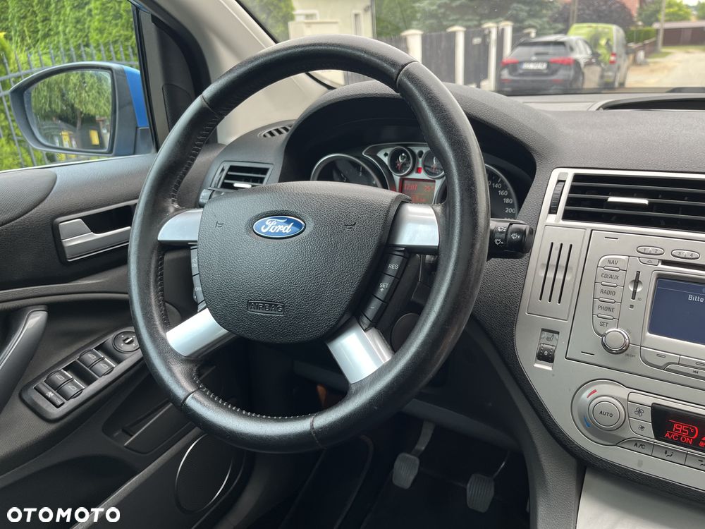 Ford Kuga 2.0 TDCi 4x4 Titanium - 18