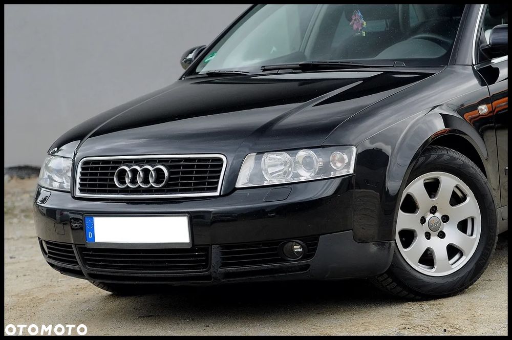 Audi A4 Limousine - 15