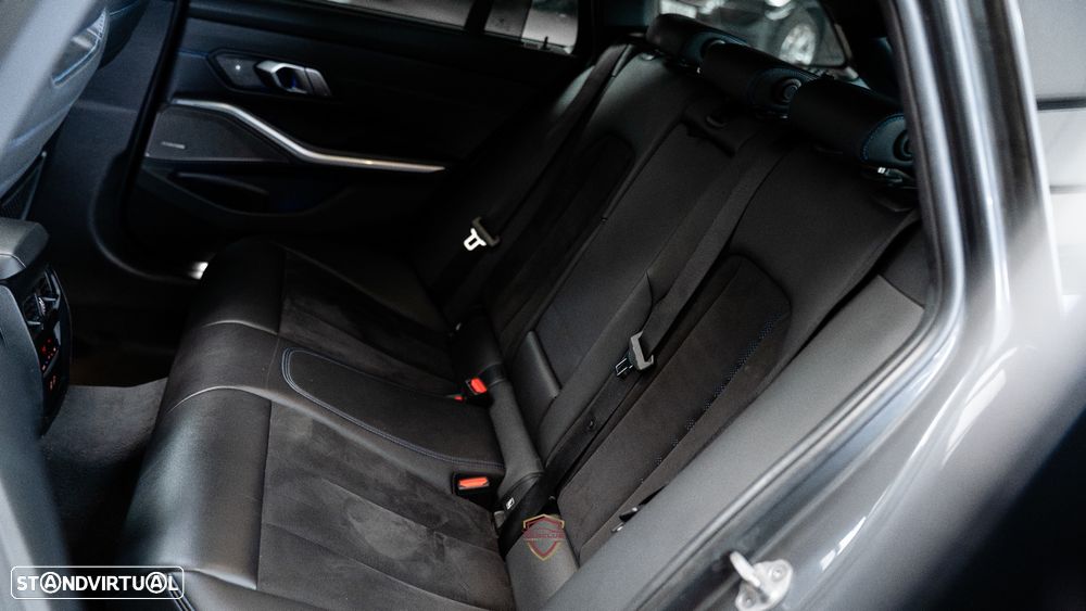 BMW 320 d Touring Pack M Auto - 44