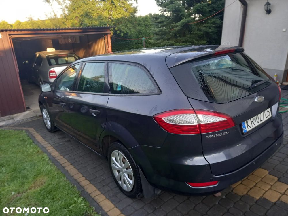 Ford Mondeo - 8