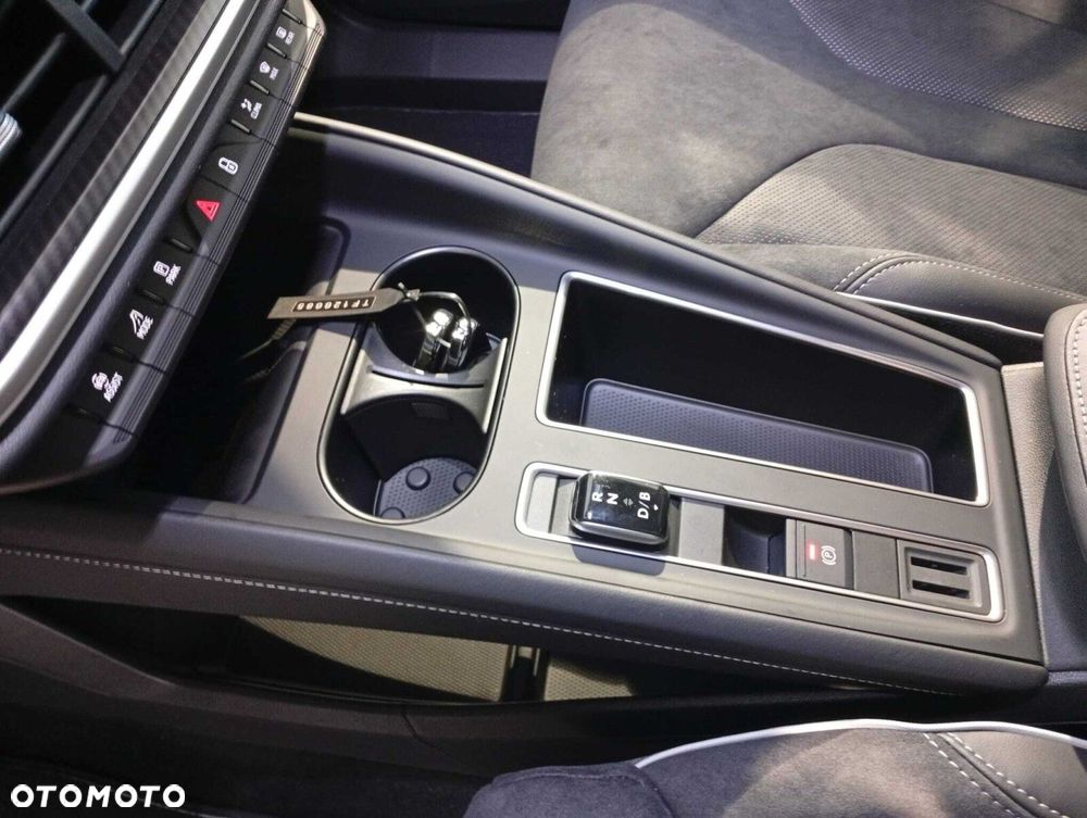 Skoda Elroq 60 63kWh Sportline - 16