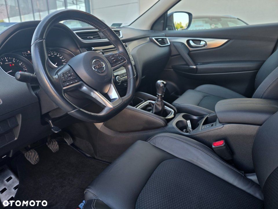 Nissan Qashqai - 15