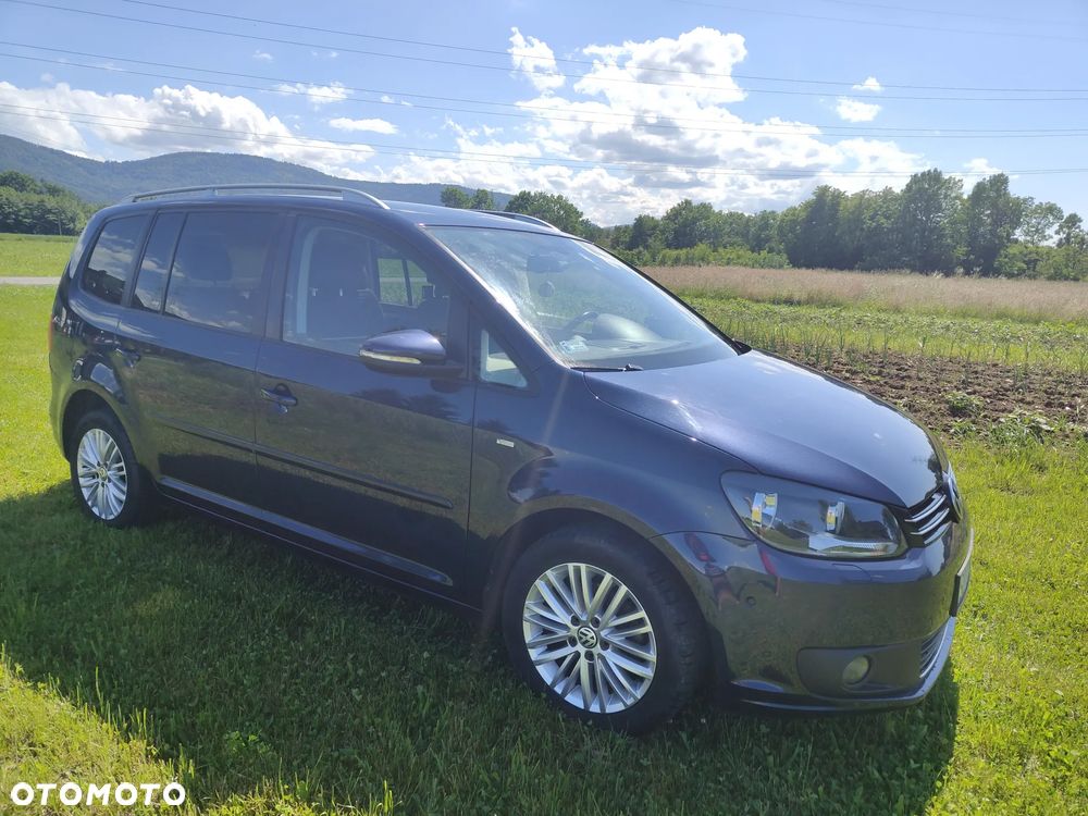 Volkswagen Touran 1.6 TDI DPF BlueMot Comfortline - 1