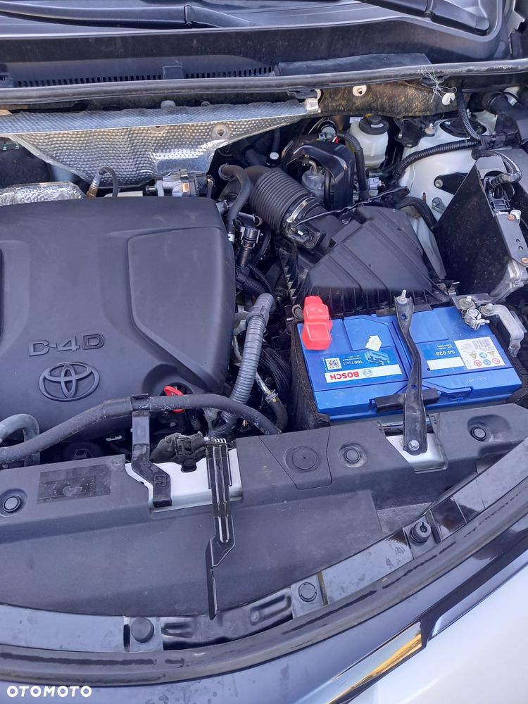 Toyota RAV4 2.0 D-4D Premium 4x2 - 6