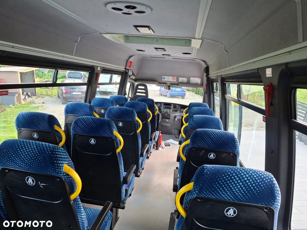 Iveco Daily XXL sprowadzone super stan 74 900 netto - 9