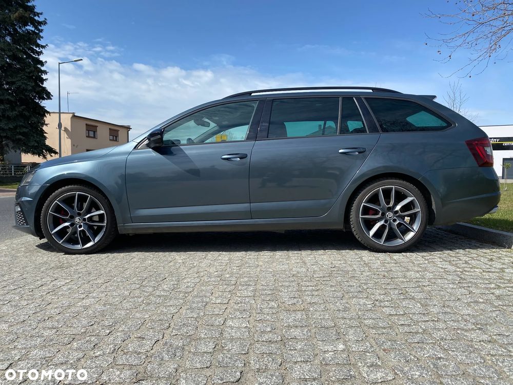 Skoda Octavia 2.0 TDI DSG RS - 6