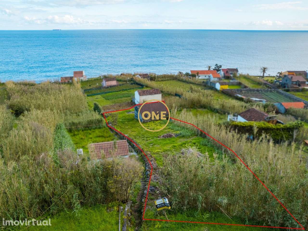 Refúgio Autêntico entre a Serra e o Mar – Terreno com Casa de Pedra - Grande imagem: 4/9