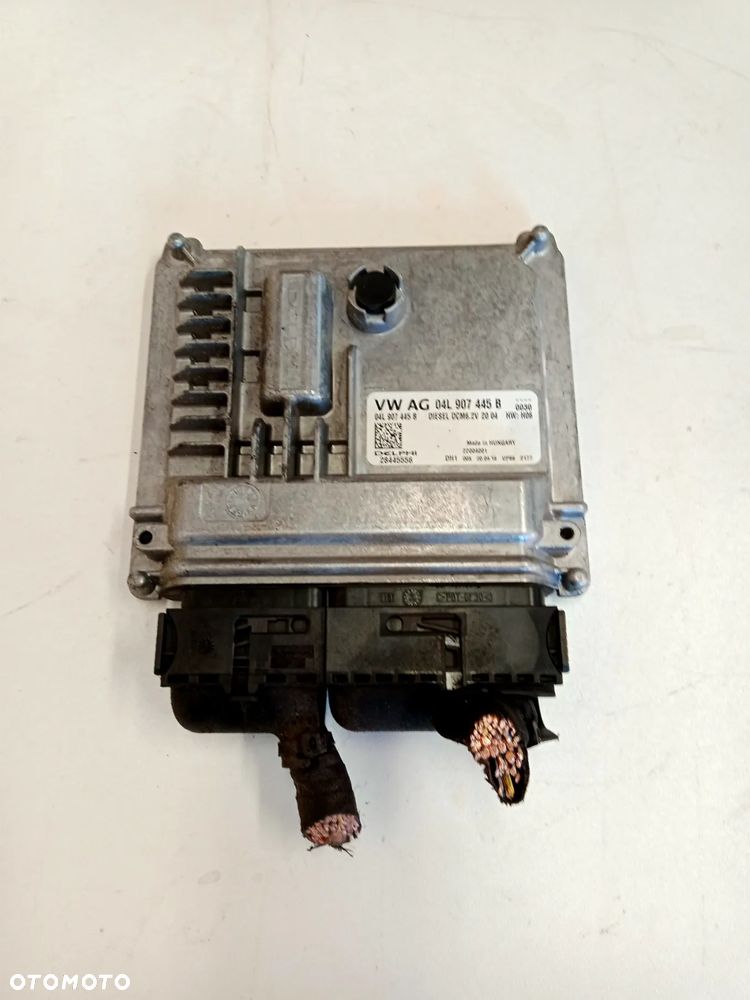 KOMPUTER STEROWNIK SILNIKA SKODA OCTAVIA III GOLF VII LEON III 1.6 TDI 04L907445B