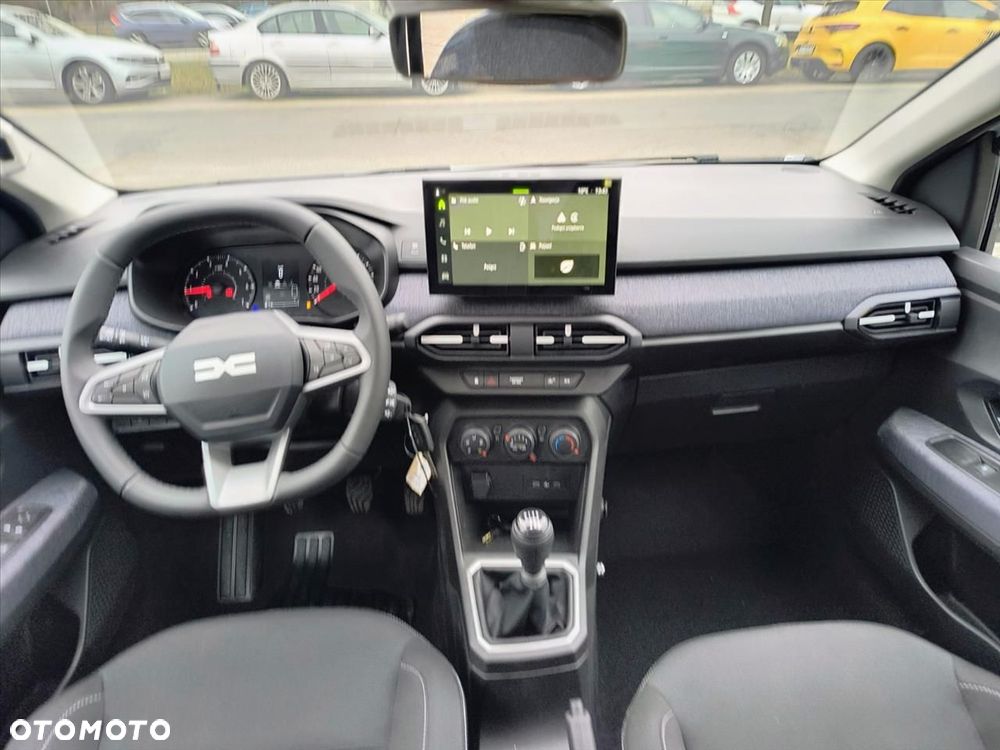 Dacia Sandero - 11