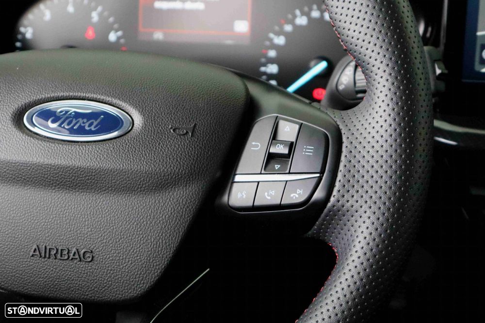 Ford Focus 1.0 EcoBoost MHEV ST-Line - 16