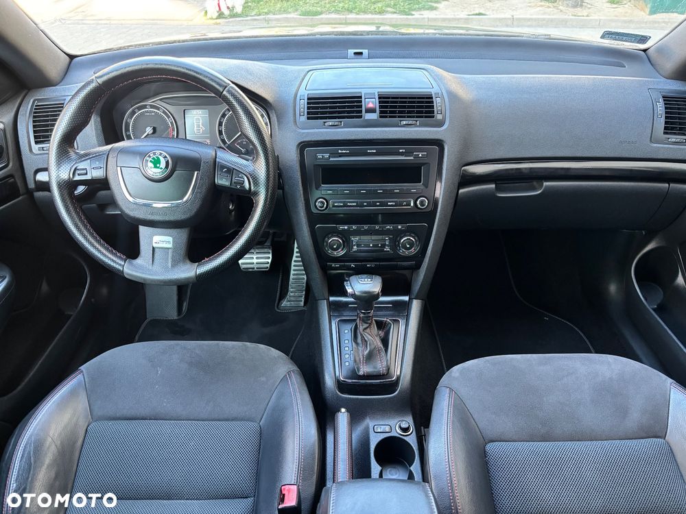 Skoda Octavia 2.0 TFSI RS DSG - 21