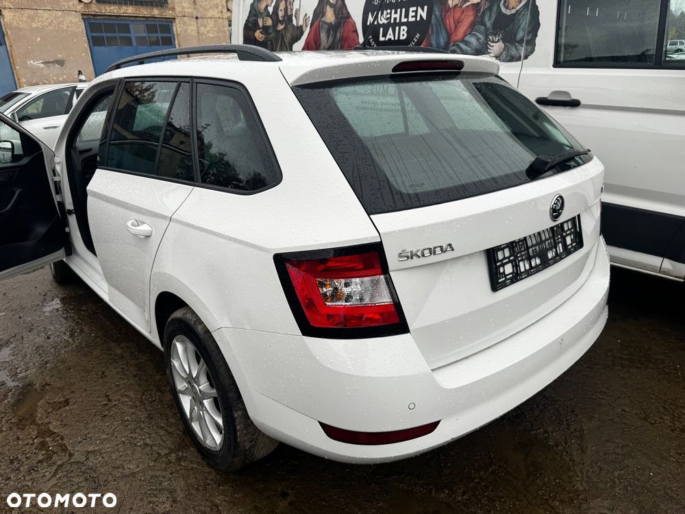 Skoda Fabia - 8