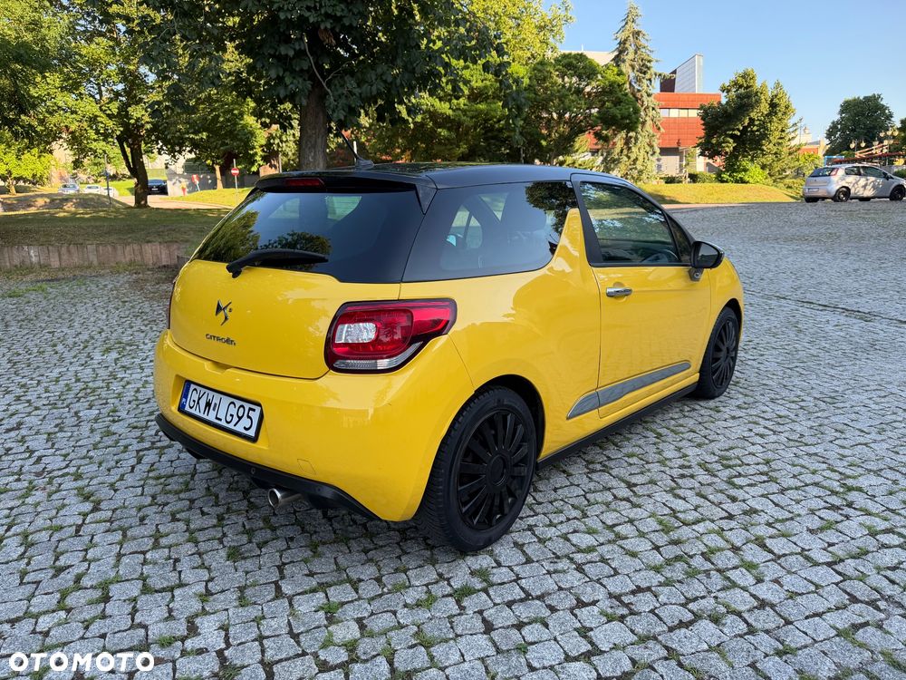 Citroën DS3 HDi 90 FAP SoChic - 4