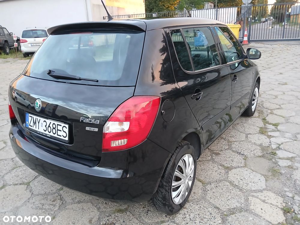 Skoda Fabia 1.4 16V Ambiente - 6