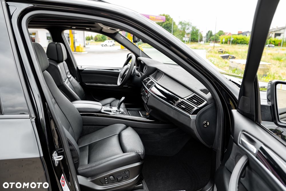 BMW X5 xDrive40d - 23