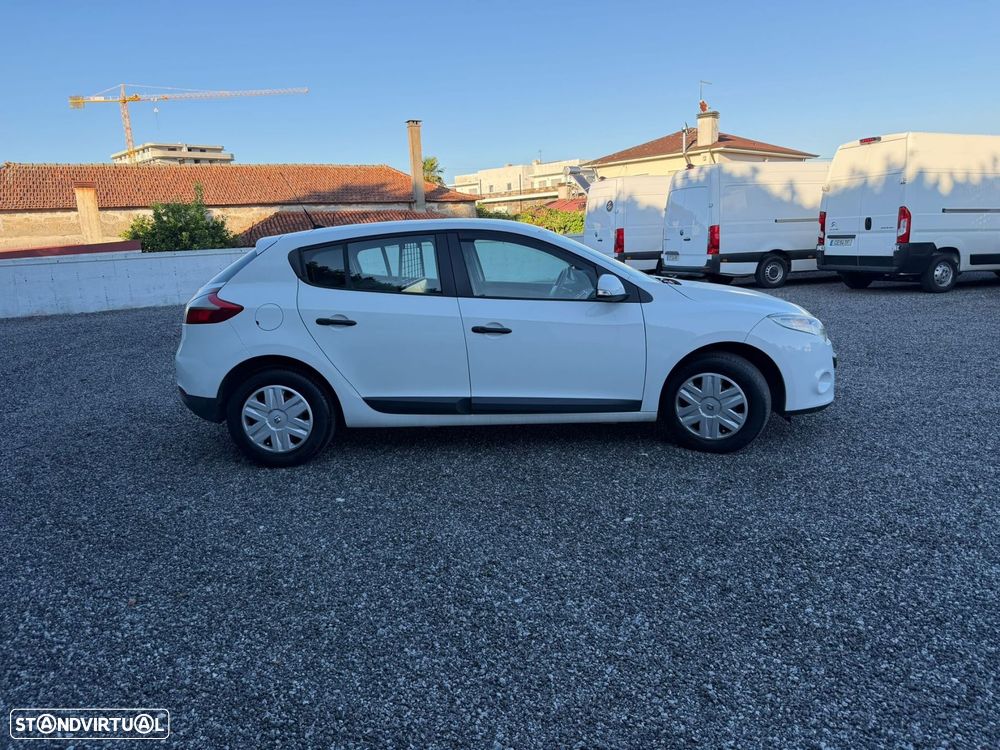 Renault Megane 1.5 dCi Confort - 11