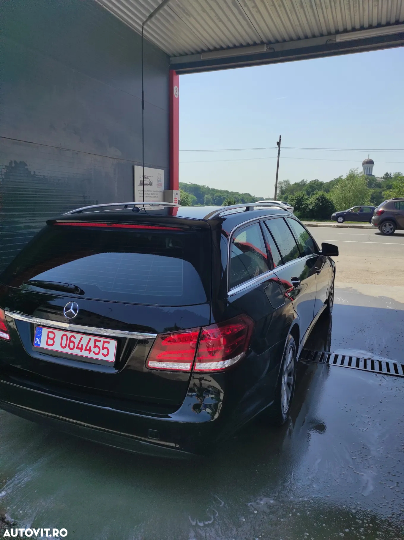 Mercedes-Benz E - 4