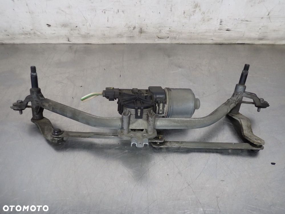 RAMIĘ WYCIERACZKI PRZEDNIE PEUGEOT 207 1.6 0390241540 3397020769 - 1