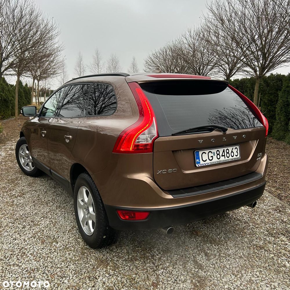 Volvo XC 60 D3 AWD Kinetic - 25