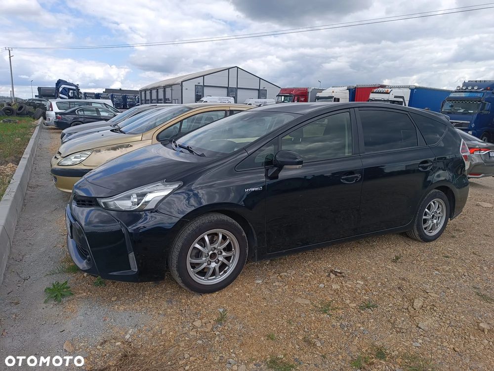 Toyota Prius+ (Hybrid) Executive - 16