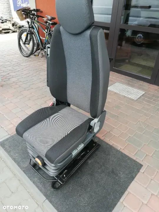 Fotel Pneumatyczny Kierowcy Master Movano