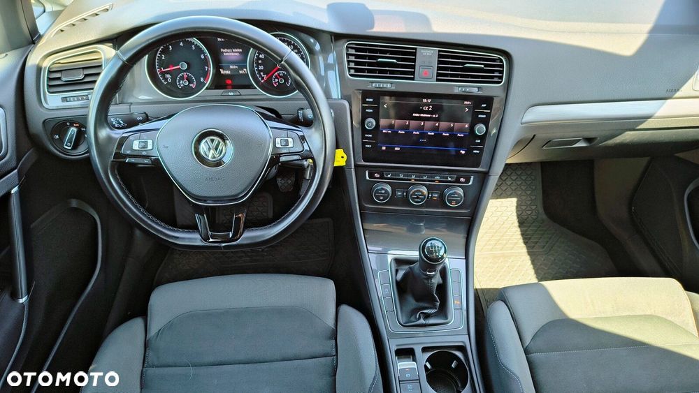 Volkswagen Golf Variant - 9