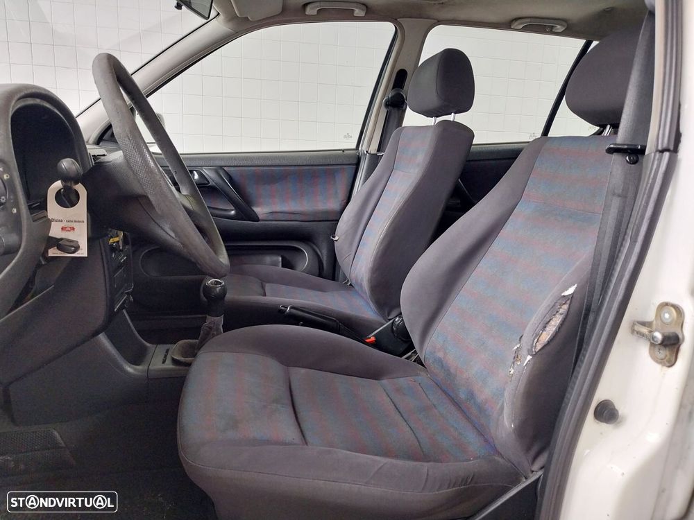 VW Polo 1.4 GL P1 - 4