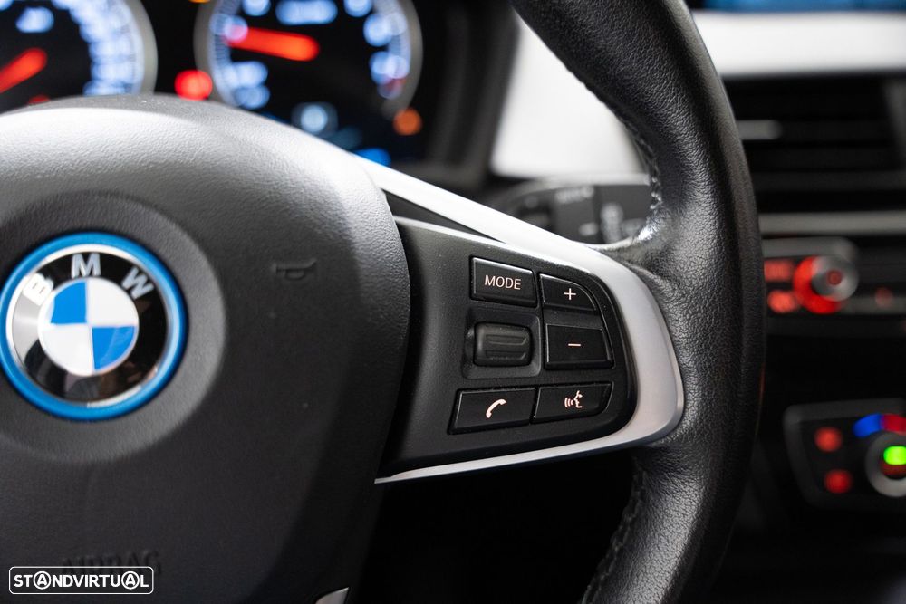 BMW X1 25 e xDrive Corporate Edition - 16