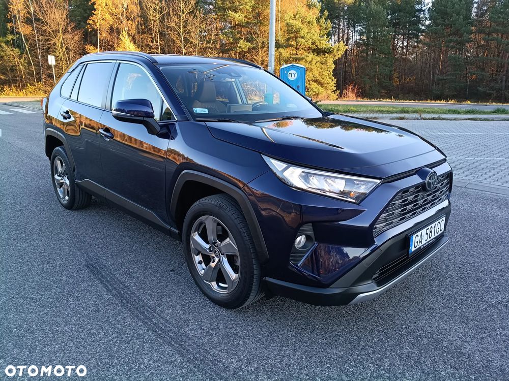 Toyota RAV4 - 4
