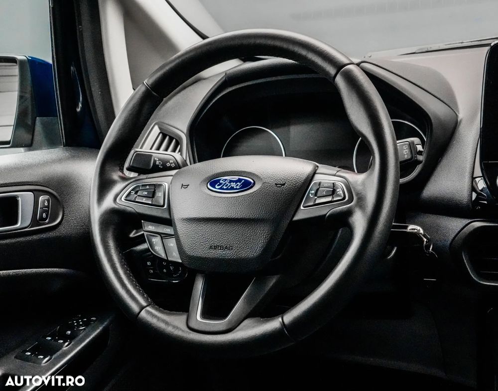 Ford EcoSport 1.0 EcoBoost Titanium - 18