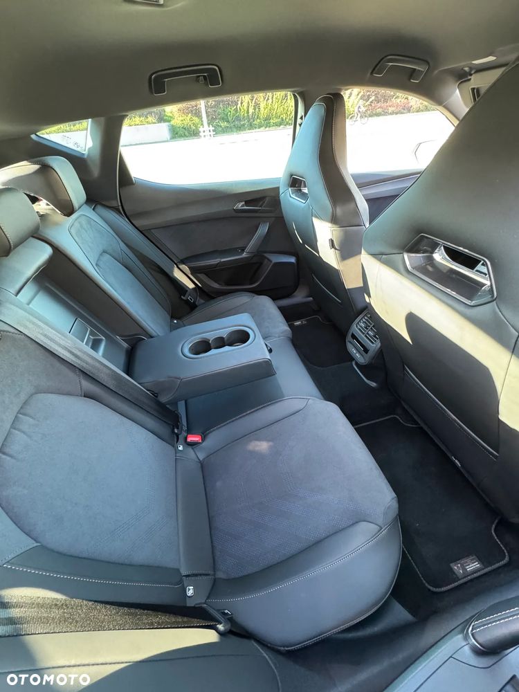 Cupra Leon 1.5 eTSI mHEV DSG - 25